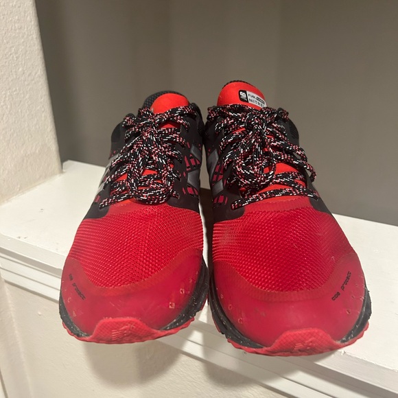 New Balance FuelCore Nitrel All Terrain Running Shoes Size 12 D Width RED BLACK - Picture 5 of 9